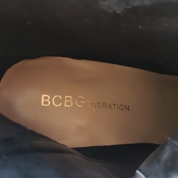 BCBG Ankle Black Velvet Boots - Picture 4 of 10